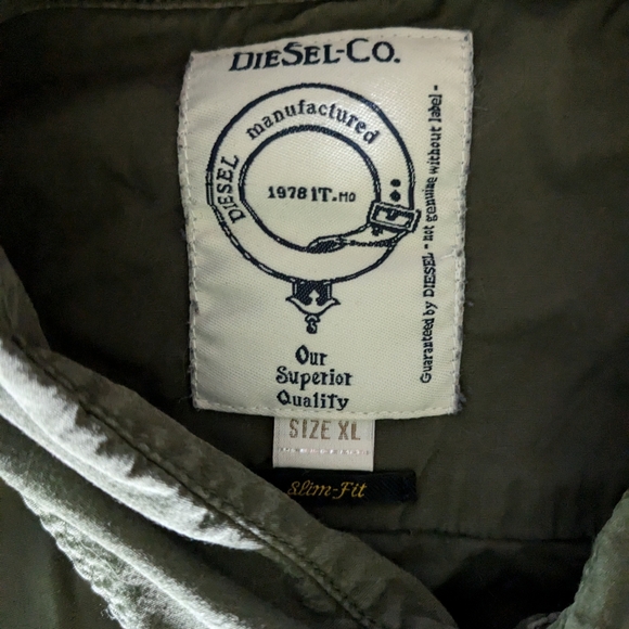 Diesel button up shirt (L) - Picture 2 of 4